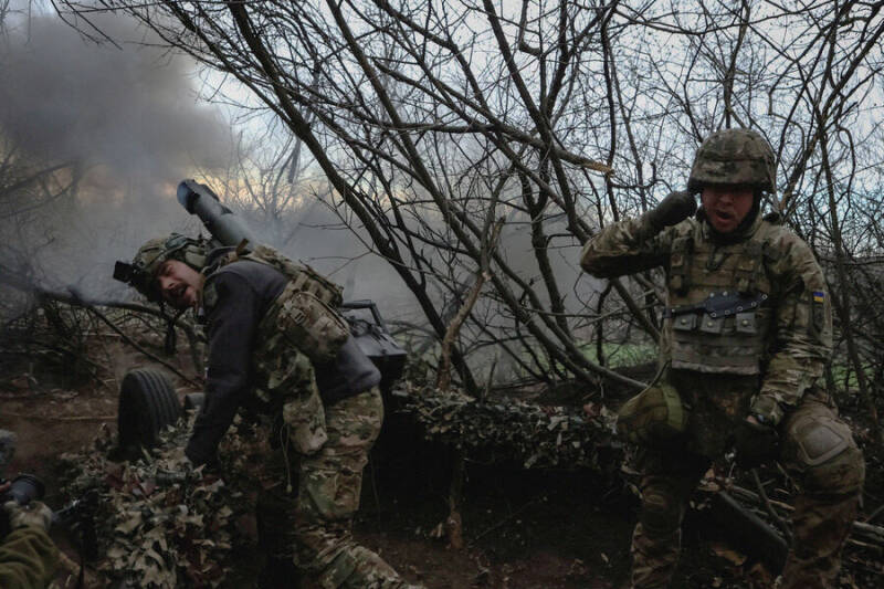 Глава МИД Британии Кэмерон: удары по РФ прекратятся после вывода войск с Украины