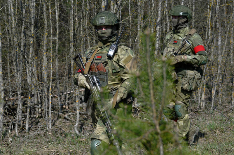 Полковник Ходаренок допустил вероятность нападения Украины на Белоруссию